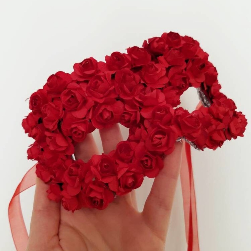 Red Floral Masquerade Mask - Picture 6 of 9